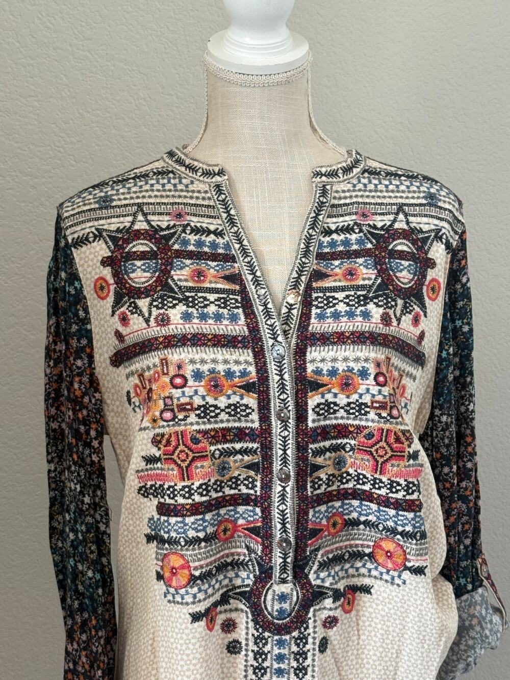 John Mark Womens Large Embroidered Boho Tunic Top Southwestern Roll Tab Sleeve